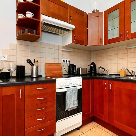 Apartman Singer R161